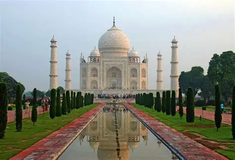 Agra – Home of the Majestic Taj Mahal